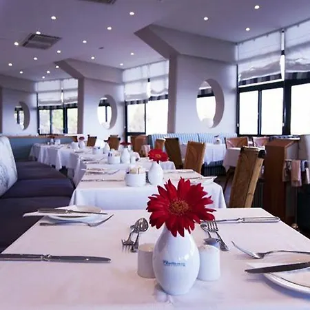 Pestana Lido Madeira Ocean Hotell 5*