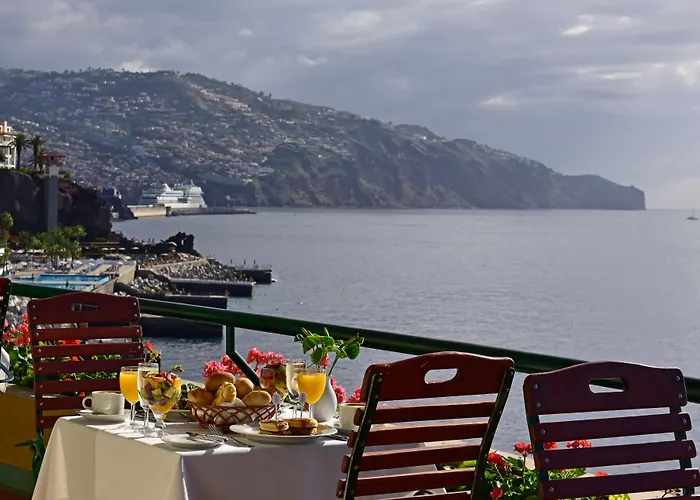 Pestana Lido Madeira Ocean Hotell 5*